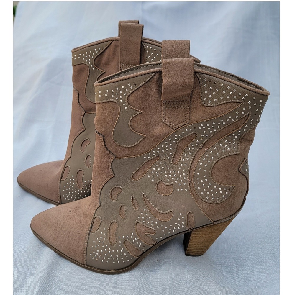 Carlos by Carlos Santana Sterling Taupe Studded Western Booties 10M Cowgirl Chic